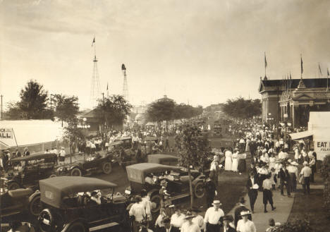 View of the Minnesota State Fair, 1917