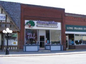 Whispering Willows Home Decor, Gifts and Eatery, Long Prairie Minnesota