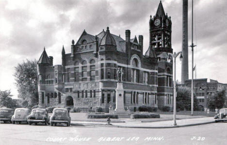 Court House, Albert Lea Minnesota, 1940's