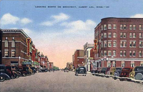 Looking north on Broadway, Albert Lea Minnesota, 1940's