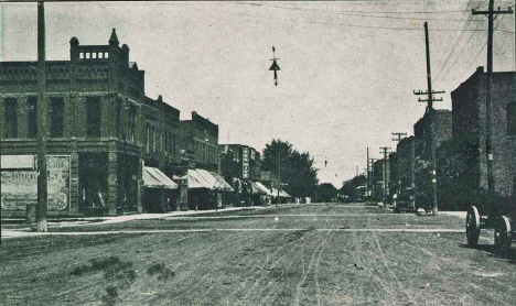 Main Street, Blue Earth Minnesota, 1910?