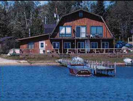 Wolf Bay Lodge, Cook Minnesota