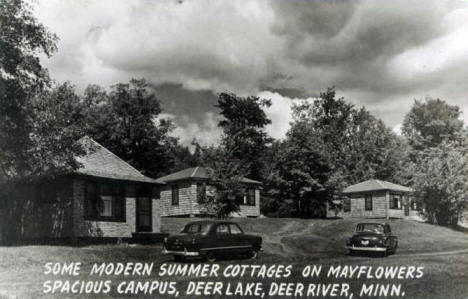 Cottages at the Mayflower Resort on Deer Lake, Deer River Minnesota, 1950's