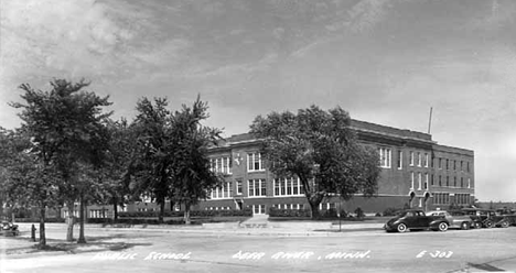 Public school, Deer River Deer River Minnesota, 1945