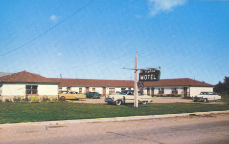 Bahr's Motel, Deer River Minnesota, 1950's