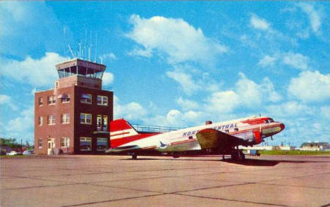 North Central Airlines plane at Duluth Airport, 1950's