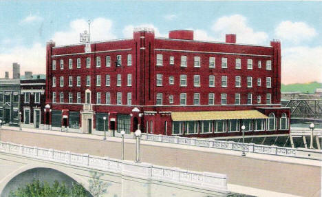 River Inn, Fergus Falls Minnesota, 1946