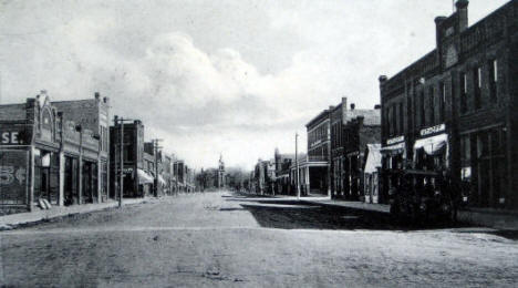 Sixth Avenue, Madison Minnesota, 1911
