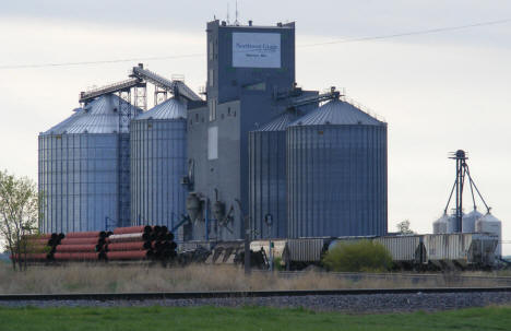 Northwest Grain elevators in Warren Minnesota, 2008