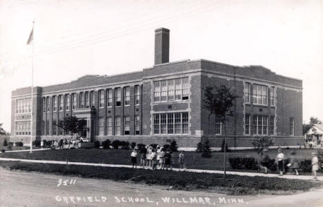 Garfield School, Willmar Minnesota, 1944