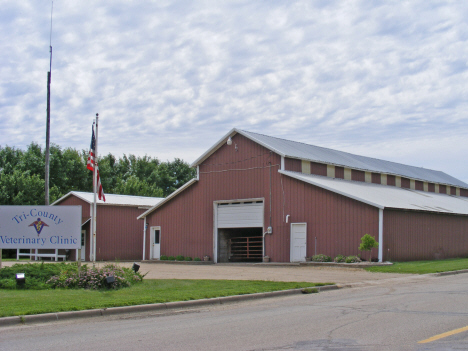 Veterinary clinic, Taunton Minnesota, 2011