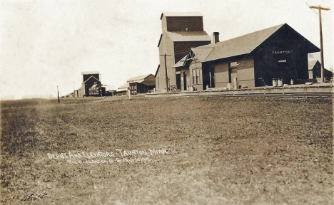 Depot and elevators, Taunton Minnesota, 1910's