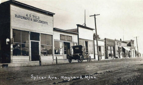 Spicer Avenue, Maynard Minnesota, 1916