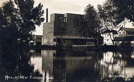 Mill at New London Minnesota, 1910