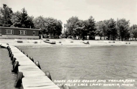 Shore Acres Resort and Trailer Park on Mille Lacs Lake, Onamia Minnesota, 1950's