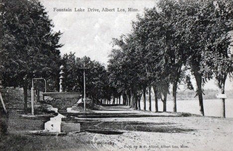 Fountain Lake Drive, Albert Lea, Minnesota, 1909