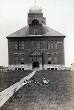 Alexander Ramsey School, Cambridge and Grand, St. Paul, Minnesota, 1886