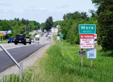 Entering Mora on Highway 65, 2007