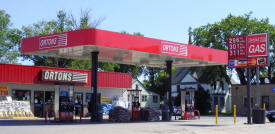 Orton's Staples Gas, Staples Minnesota