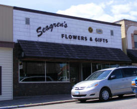 Seagren's Flowers & Gifts, Two Harbors Minnesota