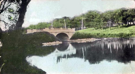 New Hatch Bridge, Albert Lea Minnesota, 1908