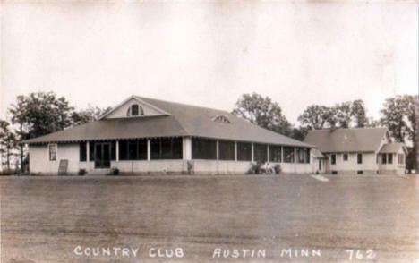 Country Club, Austin Minnesota, 1930's