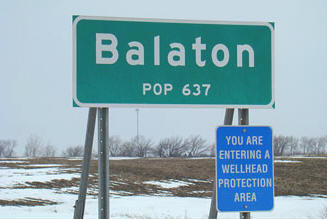 Balaton Minnesota population sign
