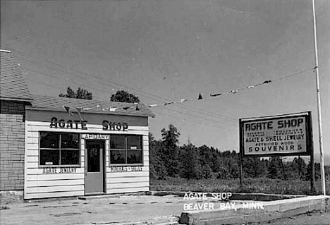 Agate Shop, Beaver Bay Minnesota, 1950