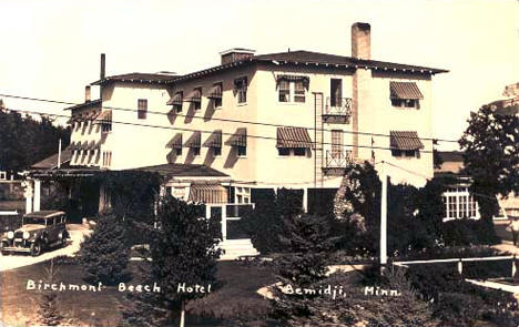 Birchmont Beach Hotel, Bemidji Minnesota, 1930's