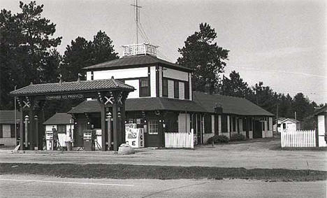 Bena Standard Station, Bena Minnesota, 1979