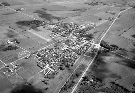 Aerial view, Bertha Minnesota, 1975