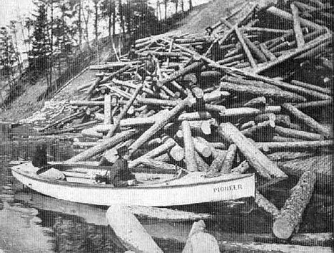 Putting in logs from the landing near Big Falls Minnesota, 1908