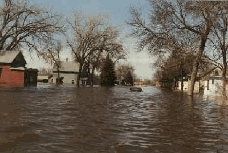 Flood waters in Breckenridge, Minnesota, April 1997