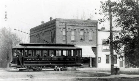Streetcar on Minnesota Avenue in downtown Breckenridge Minnesota, 1915