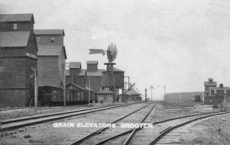 Grain elevators, Brooten Minnesota, 1910's