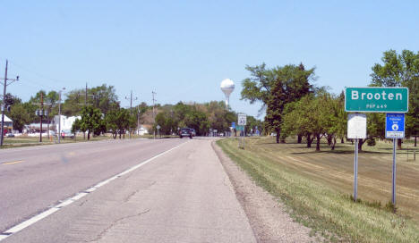 Entering Brooten Minnesota on State Highway 55, 2009