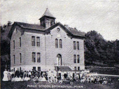 Public School, Brownsville Minnesota, 1907