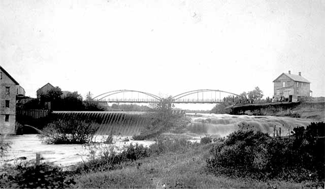 Cannon Falls and river break around the dam, 1890