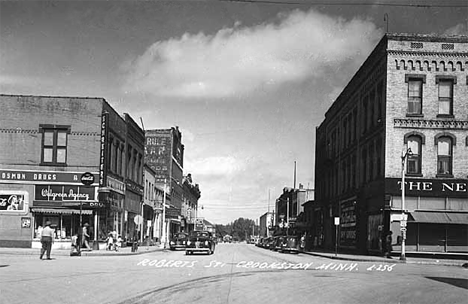 Roberts Street, Crookston Minnesota, 1947