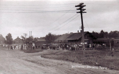 Deerwood Brainerd Picnic at Deerwood Train Depot, 1910's(?)