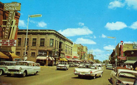 Street view, Detroit Lakes Minnesota, 1950's