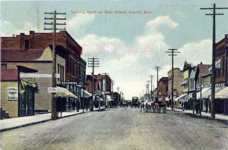 Looking north on Main Street, Detroit Lakes Minnesota, 1912