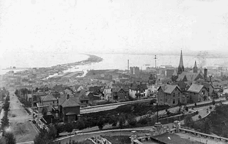 Pre-lift bridge view of Duluth Minnesota, 1890's?