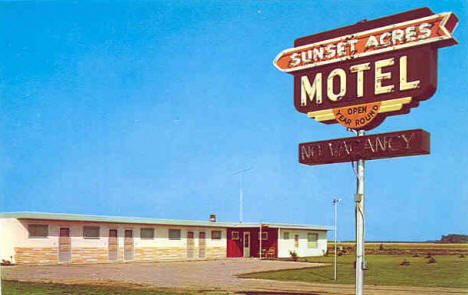 Sunset Acres Motel, East Grand Forks Minnesota, 1960's?