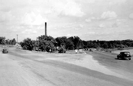 Highway 169 showing dividing point in highway at Elk River Minnesota, 1939