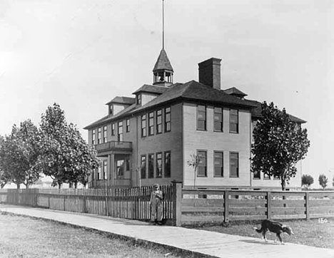 Grade school, Ely Minnesota, 1912