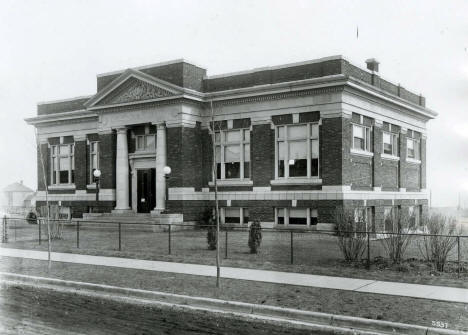Eveleth Public Library, Eveleth Minnesota, 1915