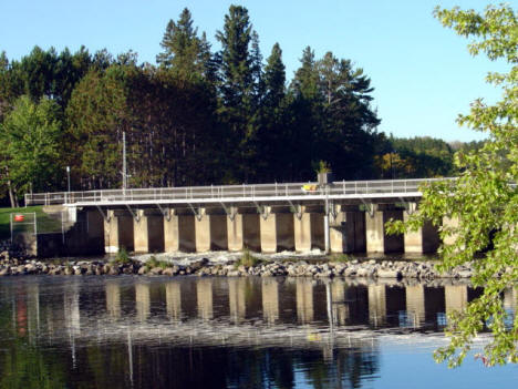 View of the dam at Federal Dam Minnesota, 2007