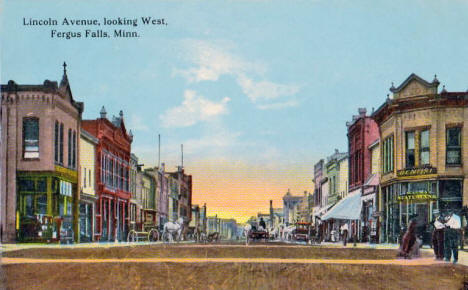 Lincoln Avenue looking west, Fergus Falls Minnesota, 1910's