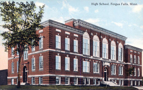 High School, Fergus Falls Minnesota, 1914
